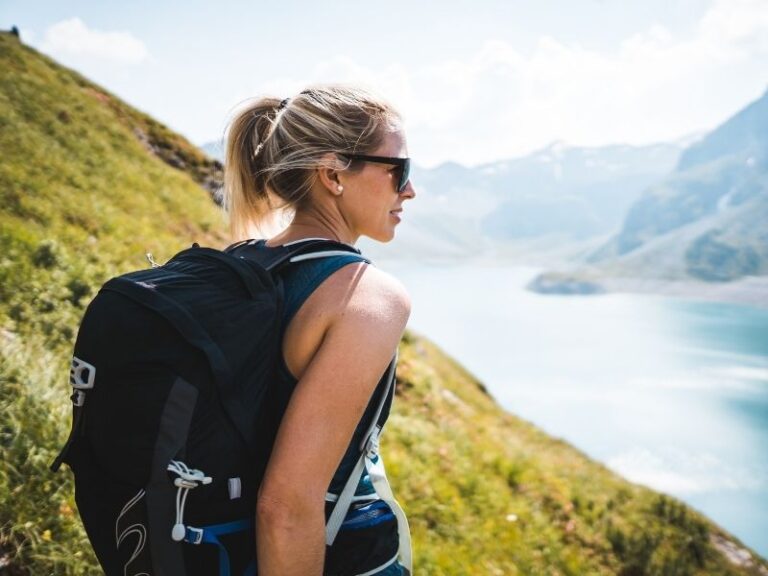 HIKING BUCKET LIST