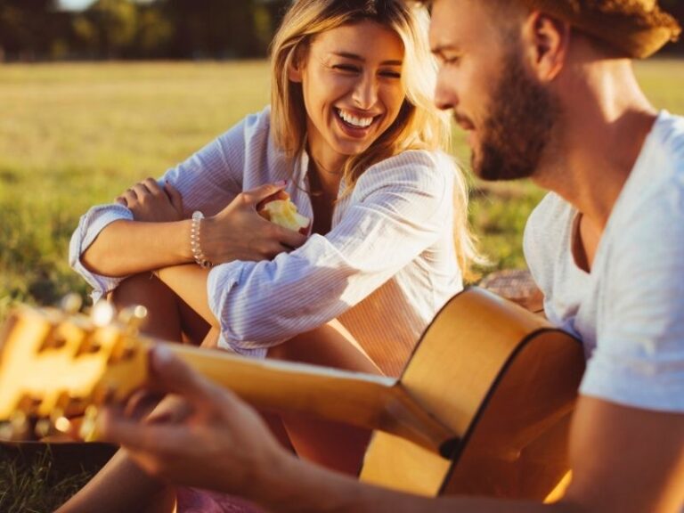 summer bucket list for couples
